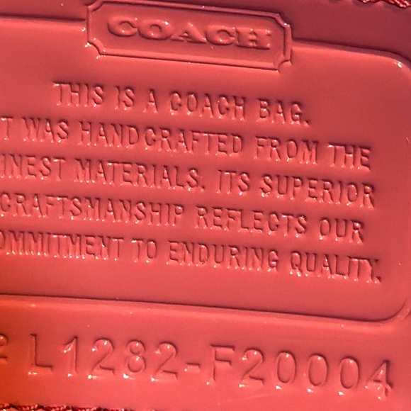 Coach Poppy Tote Pink Patent Leather shoulder,brass hardware 2 Coach Hang Tags - Picture 14 of 17